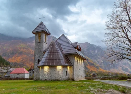 Theth - Magjia e Alpeve | 2 Dite / 1 Nate